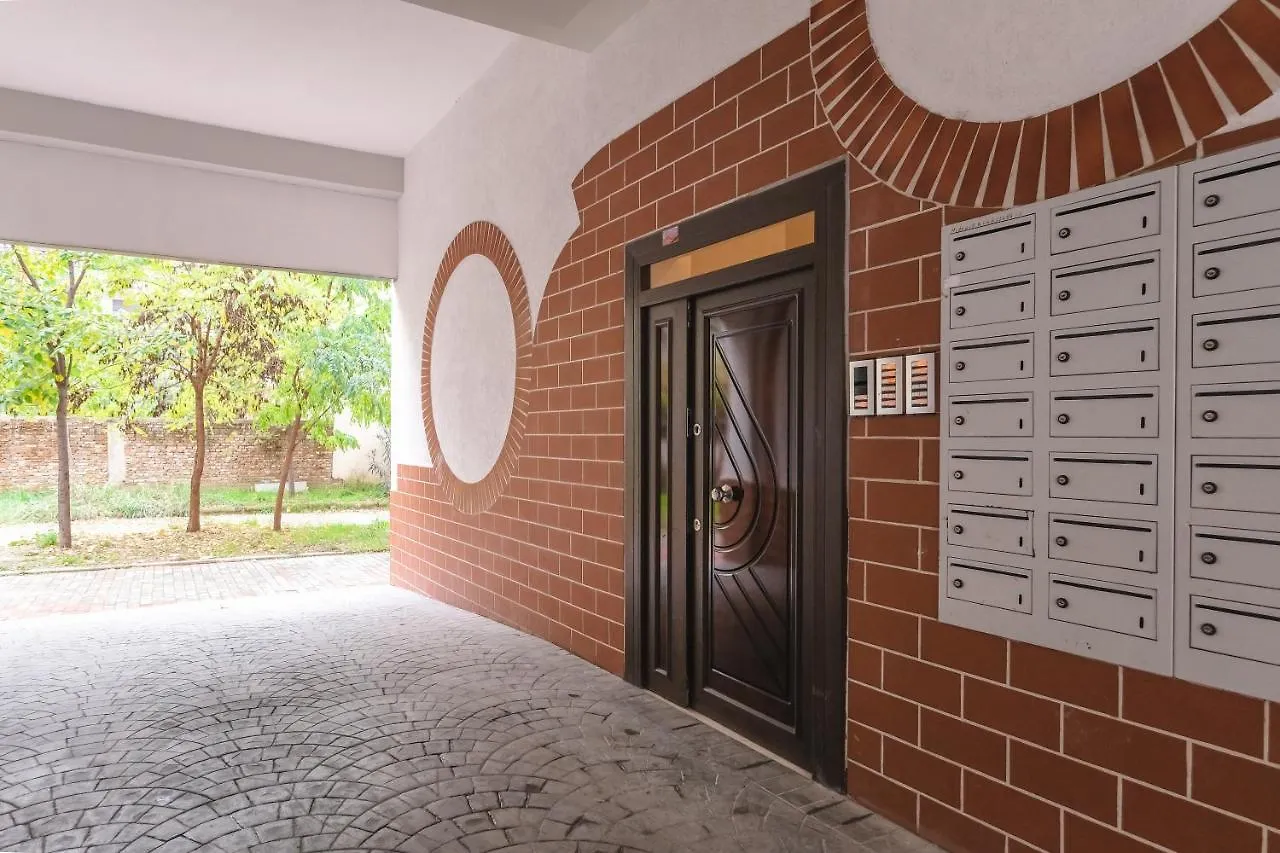 Two Steps Apartments تيرانا ألبانيا