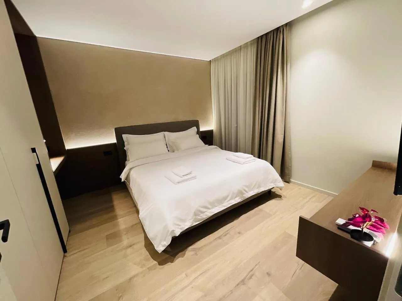 Two Steps Apartments Tirana 0*,  Albania